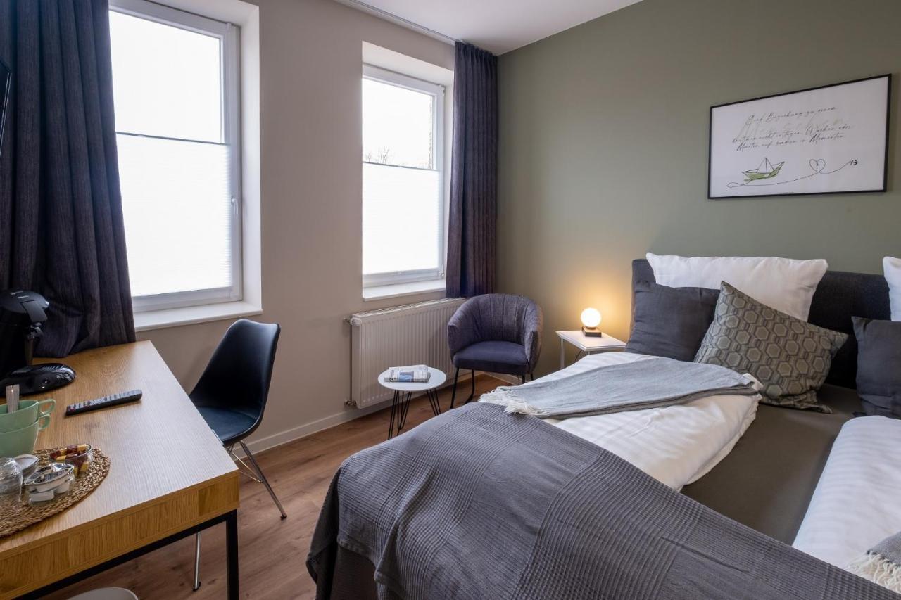 Stadthotel Jever Værelse billede