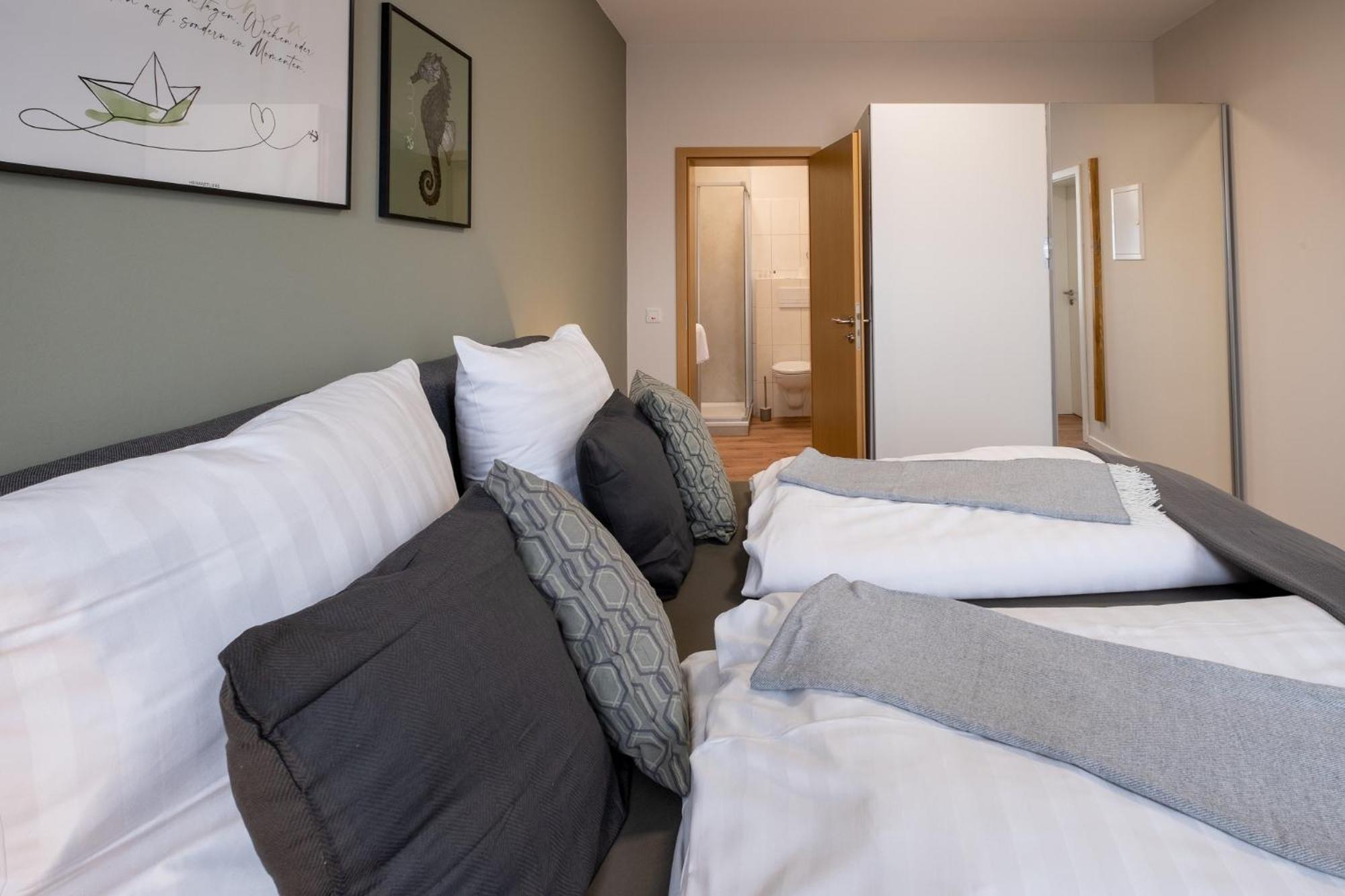 Stadthotel Jever Værelse billede
